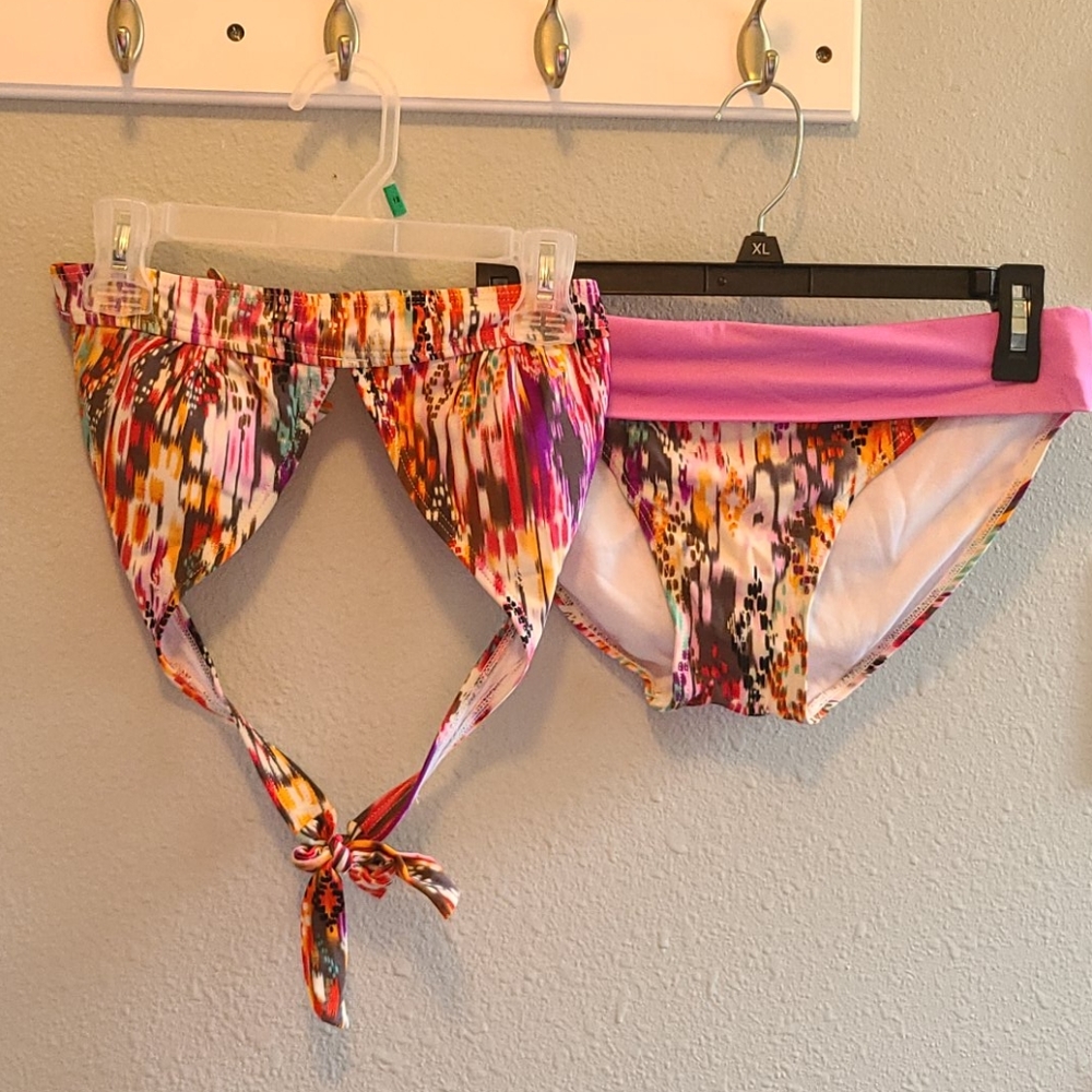 Antigua neon bikini
